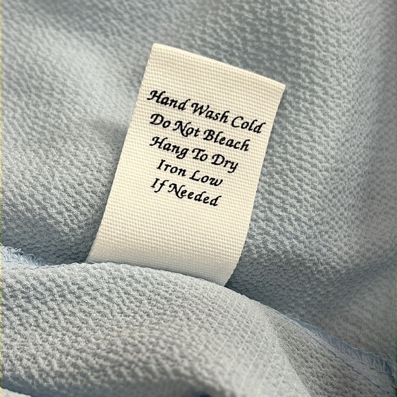 Morgan Claire Sleeveless Top V Neck Choker collar Baby Blue Size Small - Picture 7 of 7